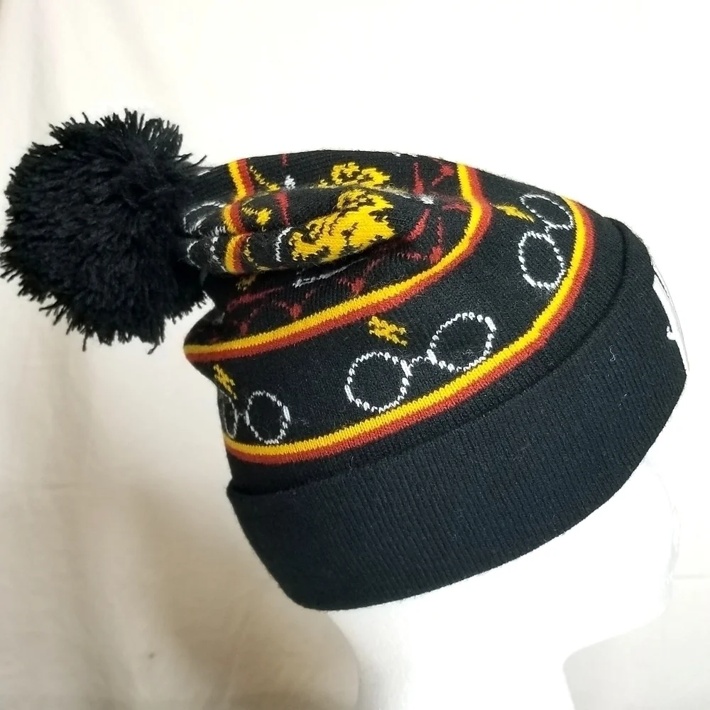 Harry Potter Gryffindor Logo Pompom  Knitted Beanie Hat, O/S